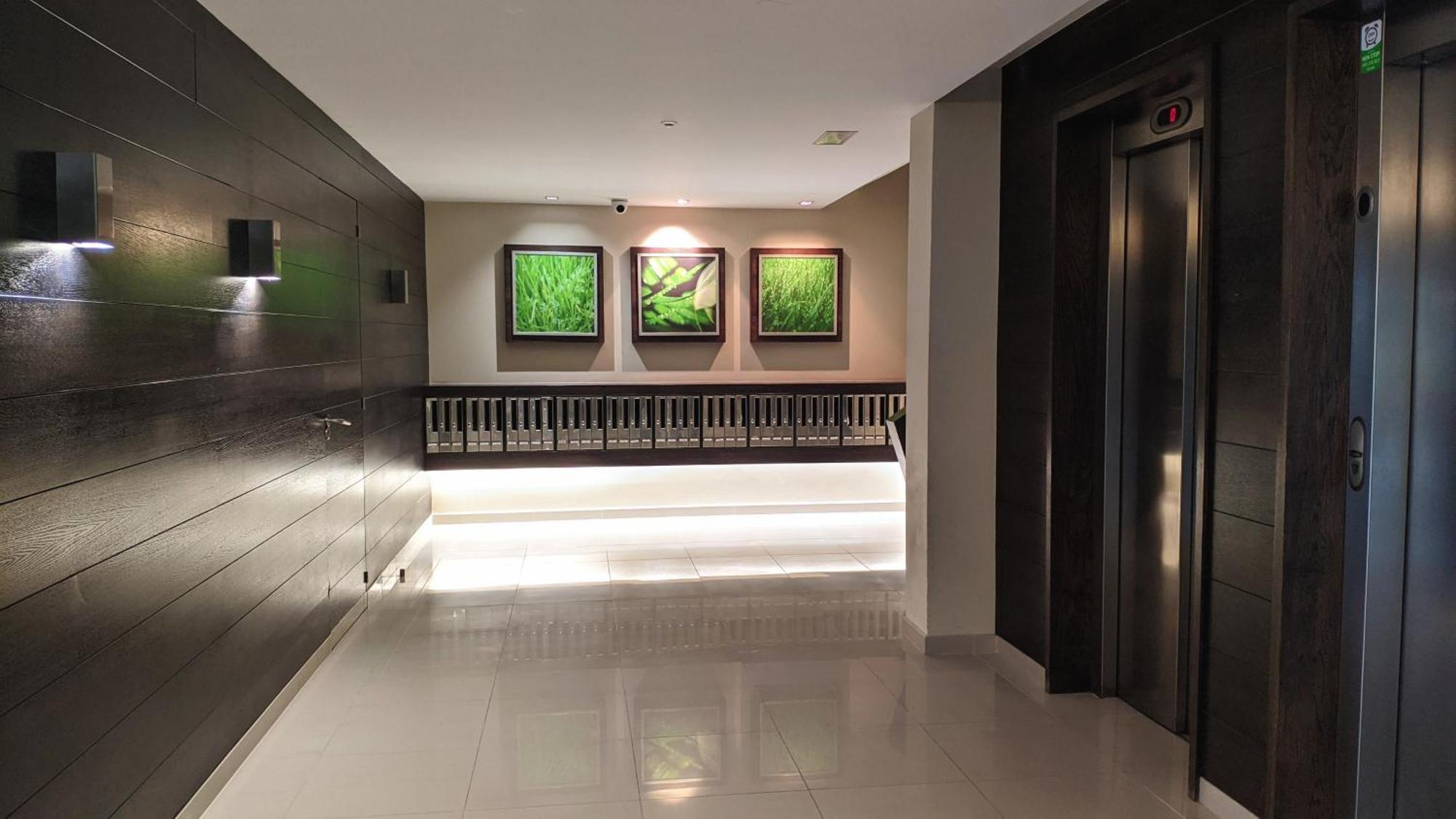 Fozlidays! Apartamento, Parking & Relax Екстер'єр фото
